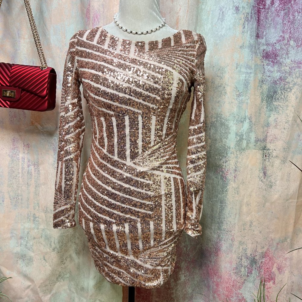 📌Xenia Boutique Rose Gold Mini Sequin Bodycon Formal - Ball - Prom Dress - Picture 4 of 16